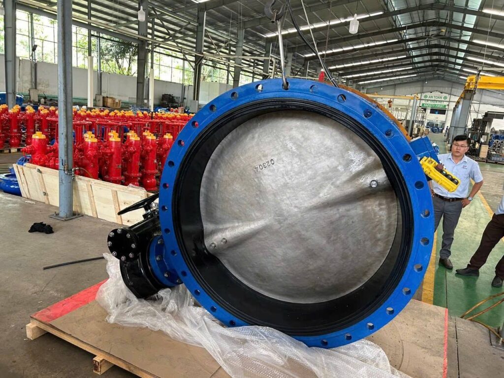 Van bướm mặt bích Shinyi FBGS